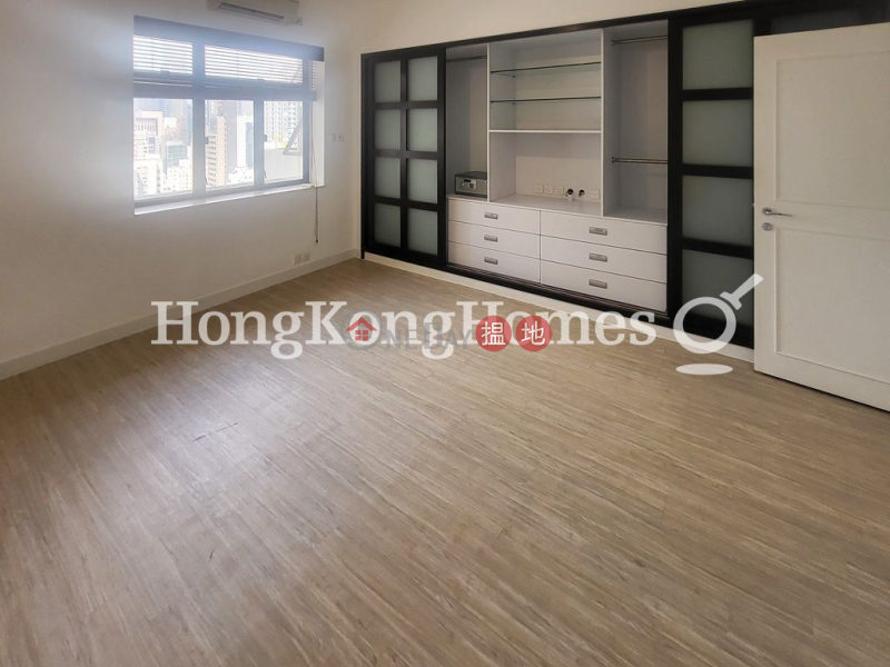 3 Bedroom Family Unit for Rent at Man Yuen Garden | Man Yuen Garden 文苑花園大廈 Rental Listings