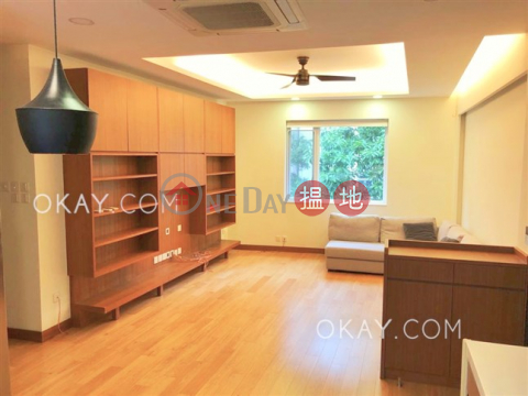 Unique 2 bedroom with rooftop | Rental, 15-17 Village Terrace 山村臺 15-17 號 | Wan Chai District (OKAY-R82125)_0