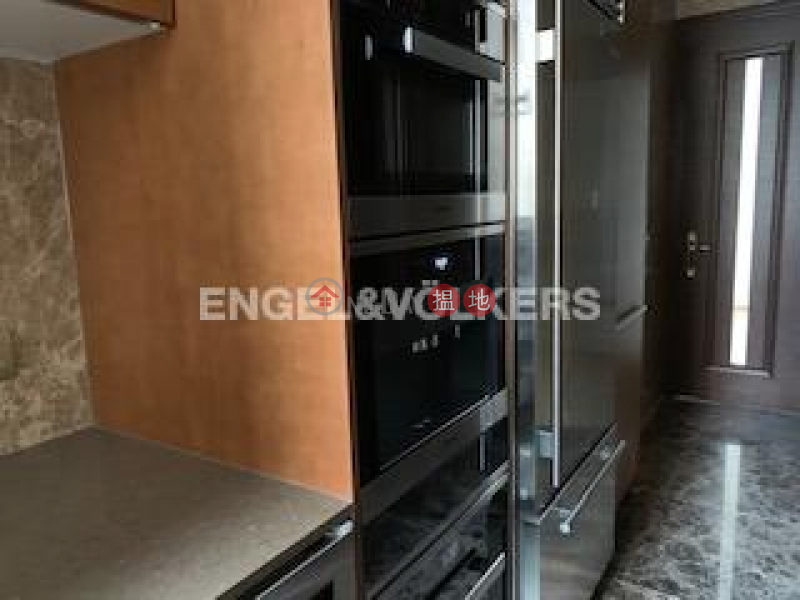 HK$ 69,000/ month | Wellesley, Western District, 2 Bedroom Flat for Rent in Mid Levels West