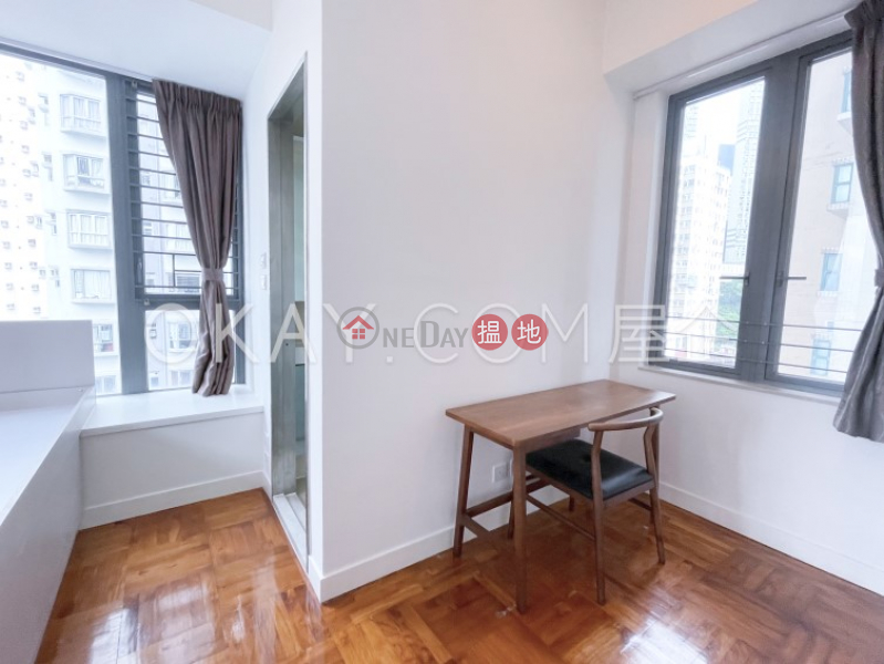 HK$ 25,200/ month, 18 Catchick Street Western District Popular 2 bedroom with balcony | Rental