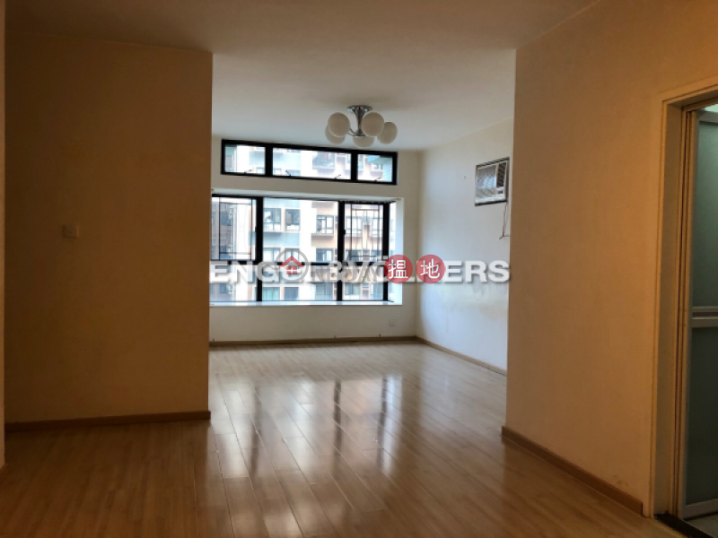 3 Bedroom Family Flat for Rent in Sheung Wan | Ko Shing Building 高陞大廈 Rental Listings