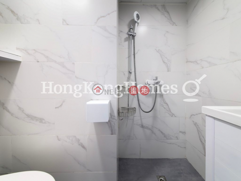 2 Bedroom Unit for Rent at Fung Shing Building | Fung Shing Building 豐盛大廈 Rental Listings