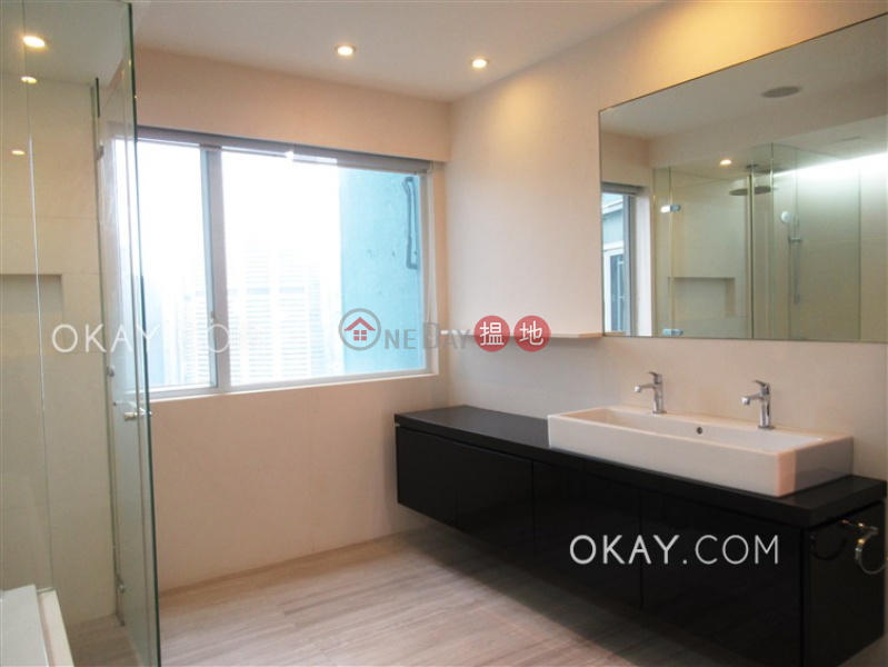 HK$ 58,000/ month | Monticello | Eastern District, Stylish 2 bedroom on high floor with balcony & parking | Rental