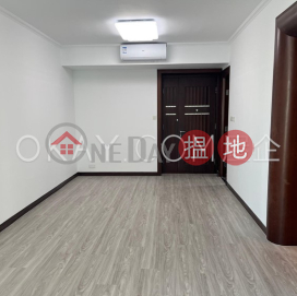 Charming 3 bedroom with balcony & parking | Rental | The Legend Block 3-5 名門 3-5座 _0