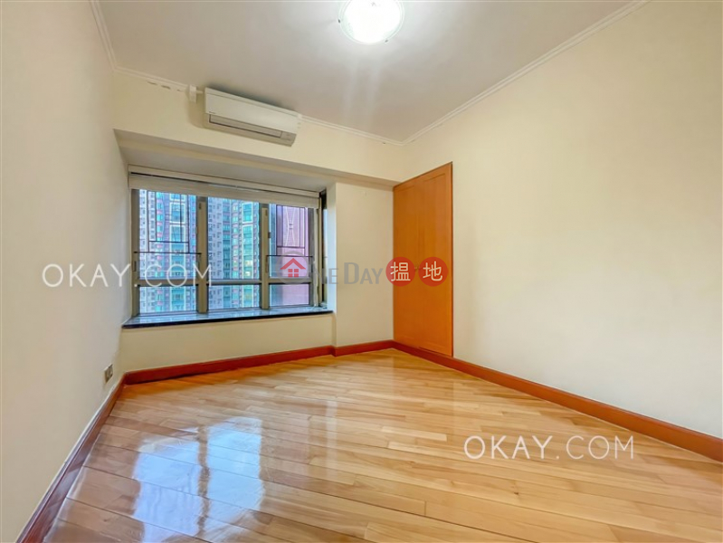 Elegant 3 bedroom with parking | Rental, 1 King\'s Park Rise | Yau Tsim Mong | Hong Kong | Rental, HK$ 46,000/ month