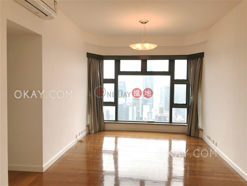 Elegant 3 bedroom on high floor with harbour views | For Sale | Palatial Crest 輝煌豪園 Sales Listings