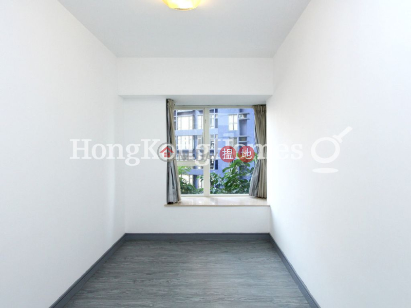 HK$ 36,800/ month Centrestage Central District | 3 Bedroom Family Unit for Rent at Centrestage