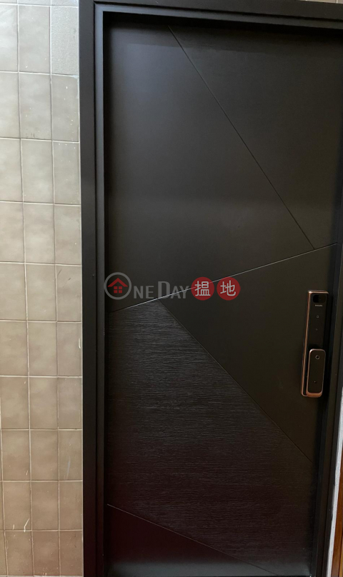 Quiet Newly Decorated onsite washroom, Wo Hing Commercial Building 和興商業大廈 | Central District (ANDGA-9424349581)_0