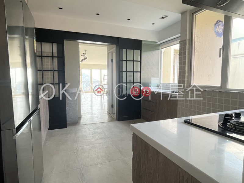 Lovely 3 bedroom on high floor with sea views & balcony | For Sale | Villa Piubello Villa Piubello Sales Listings