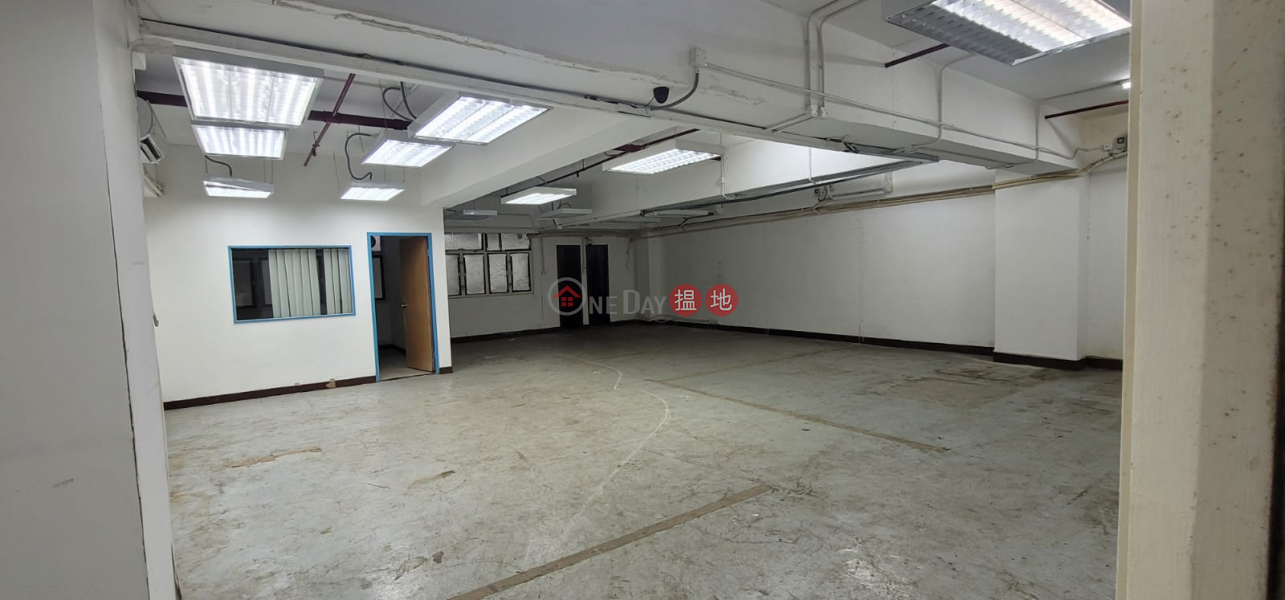 HK$ 15,000/ month | Tsing Yi Industrial Centre Phase 2 | Kwai Tsing District Okura Small Letters Is Available For Rent And Use