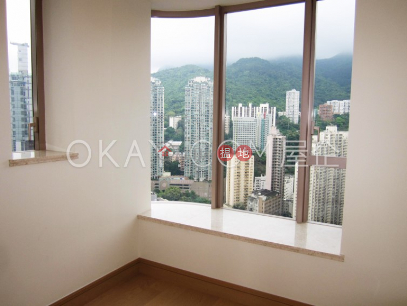 HK$ 50,000/ month | Cadogan | Western District, Tasteful 3 bed on high floor with sea views & balcony | Rental