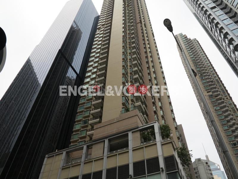 Property Search Hong Kong | OneDay | Residential | Rental Listings, 3 Bedroom Family Flat for Rent in Wan Chai