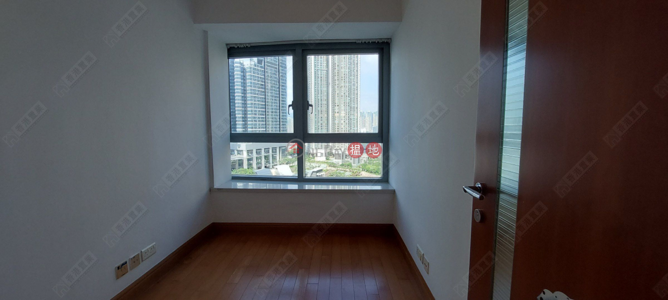 Two bedrooms, one suite, and one study in The Harbourside | The Harbourside Tower 1 君臨天下1座 Sales Listings