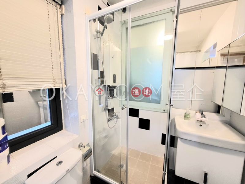 Practical 2 bedroom with sea views & balcony | For Sale, 9 Discovery Bay Road | Lantau Island | Hong Kong | Sales, HK$ 8.28M