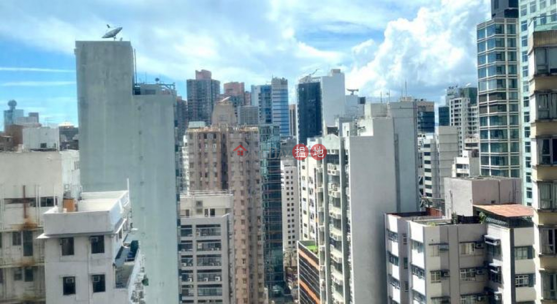 HK$ 30,000/ 月荷李活華庭-中區-荷里活華庭中層2房1廳新裝修