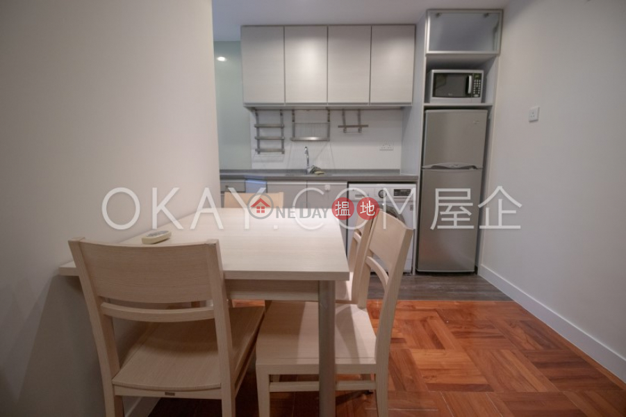 Tasteful 2 bedroom in Mid-levels West | For Sale | 22-22a Caine Road | Western District | Hong Kong Sales, HK$ 9M