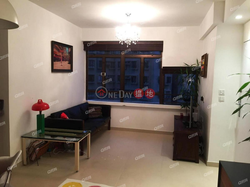 Property Search Hong Kong | OneDay | Residential, Sales Listings | Roc Ye Court | 2 bedroom Mid Floor Flat for Sale