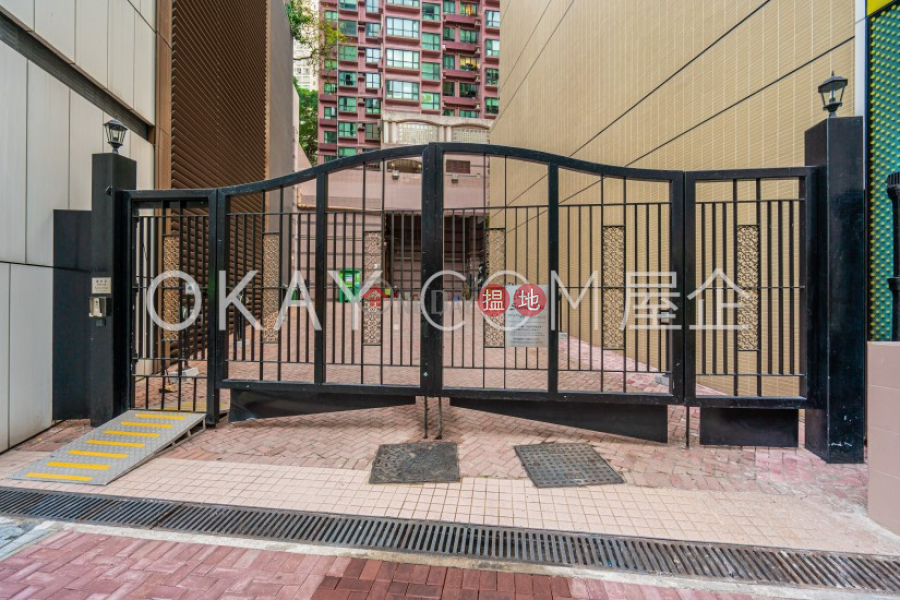 HK$ 11M Scenic Rise Western District, Nicely kept 2 bedroom in Mid-levels West | For Sale
