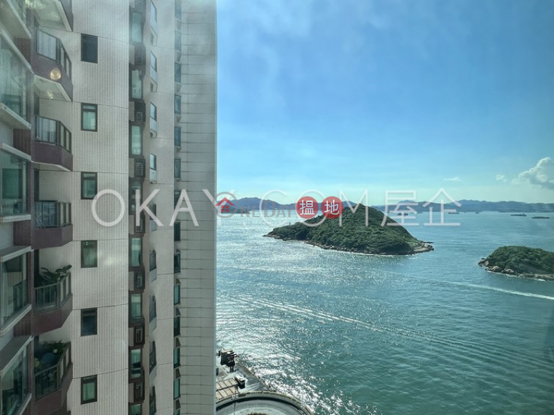 HK$ 13.7M, Serene Court, Western District, Unique 3 bedroom on high floor with harbour views | For Sale