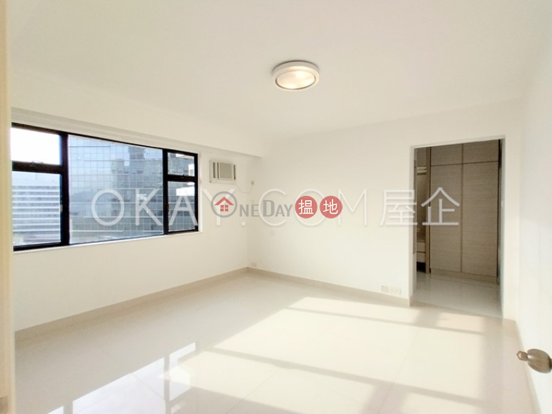 HK$ 24M Block 45-48 Baguio Villa, Western District | Efficient 3 bedroom with sea views, balcony | For Sale