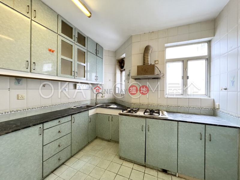 HK$ 22.9M, Hoover Mansion, Western District, Elegant 3 bedroom on high floor with rooftop | For Sale