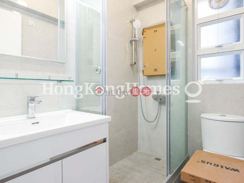 3 Bedroom Family Unit for Rent at Amber Garden 110 Blue Pool Road | Wan Chai District Hong Kong Rental, HK$ 35,000/ month