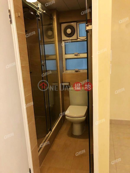 HK$ 9M | Mei Foo Sun Chuen Phase 2 | Cheung Sha Wan Mei Foo Sun Chuen Phase 2 | 3 bedroom Low Floor Flat for Sale