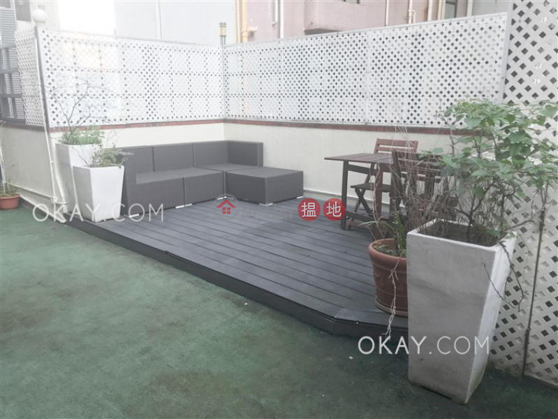 Rare penthouse with rooftop | Rental, Fook Kee Court 福祺閣 Rental Listings | Western District (OKAY-R79953)