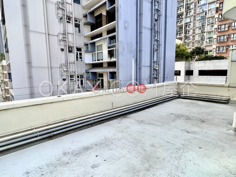 Lovely 2 bedroom on high floor with rooftop & balcony | Rental 77 Robinson Road | Western District Hong Kong | Rental | HK$ 36,000/ month