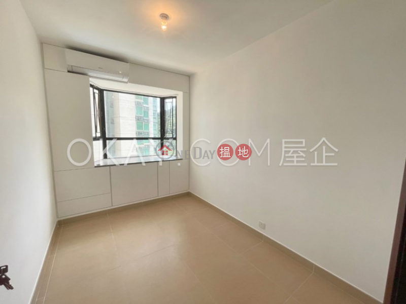 HK$ 43,000/ 月-龍華花園灣仔區-3房3廁,連車位,露台龍華花園出租單位
