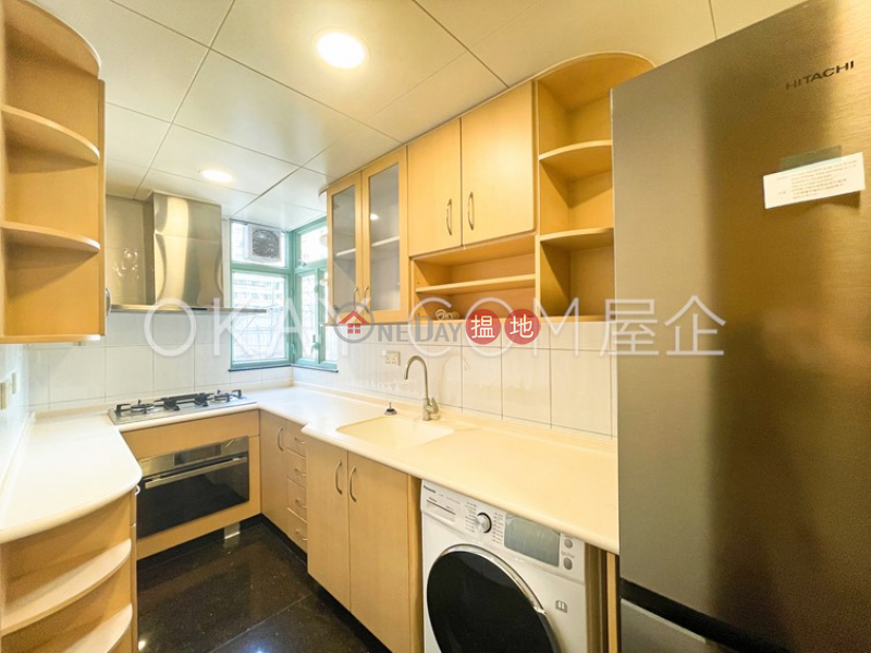 HK$ 37,000/ month Seymour Place, Western District Nicely kept 3 bedroom on high floor | Rental