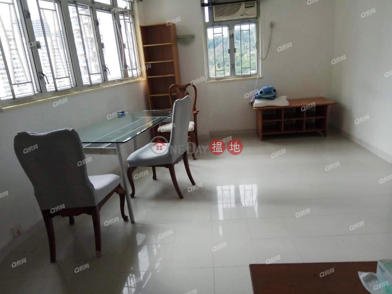 HK$ 16,000/ month, WORLD FAIR COURT, Western District | WORLD FAIR COURT | 2 bedroom Mid Floor Flat for Rent