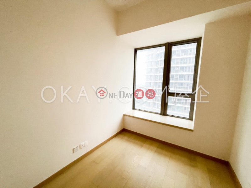 HK$ 29,000/ month | Grand Austin Tower 1, Yau Tsim Mong | Cozy 2 bedroom with balcony | Rental