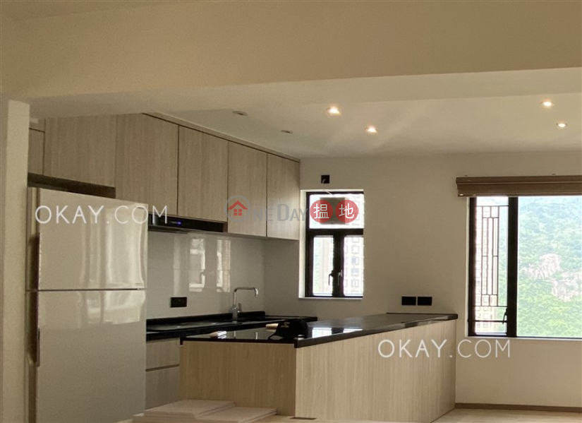 HK$ 35,000/ month, Tai Hang Terrace Wan Chai District, Rare 2 bedroom with parking | Rental