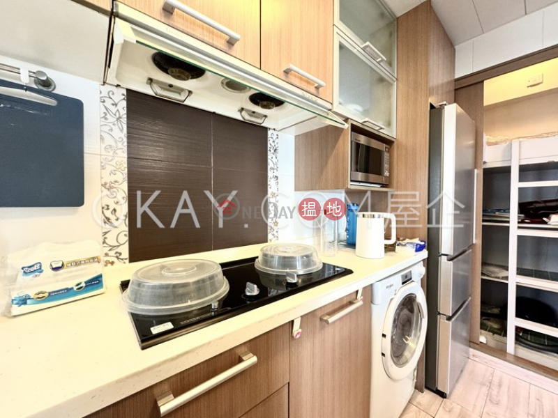 HK$ 9.2M, (T-15) Foong Shan Mansion Kao Shan Terrace Taikoo Shing, Eastern District | Charming 2 bedroom in Quarry Bay | For Sale