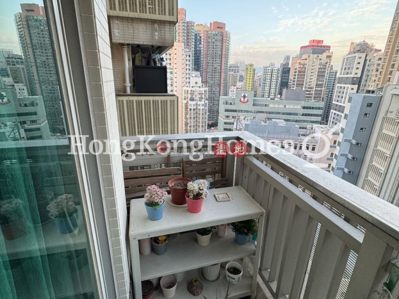 Property Search Hong Kong | OneDay | Residential, Sales Listings | 2 Bedroom Unit at Centre Place | For Sale