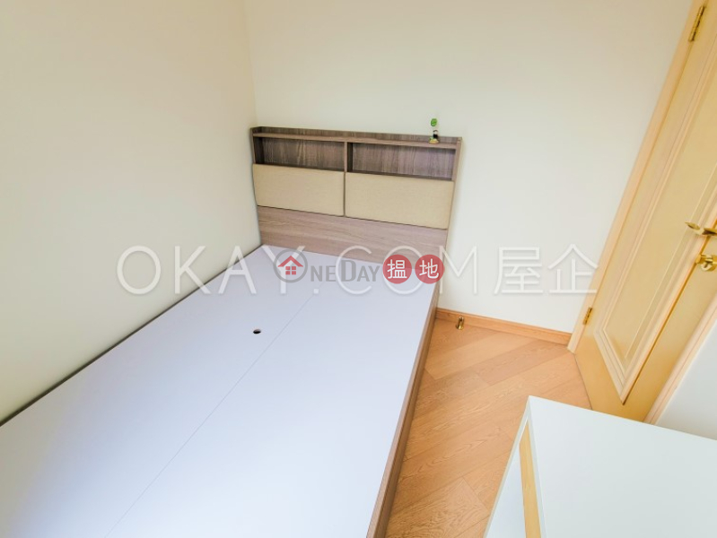 HK$ 8.5M | Amber House (Block 1) Western District Tasteful 2 bedroom on high floor with balcony | For Sale