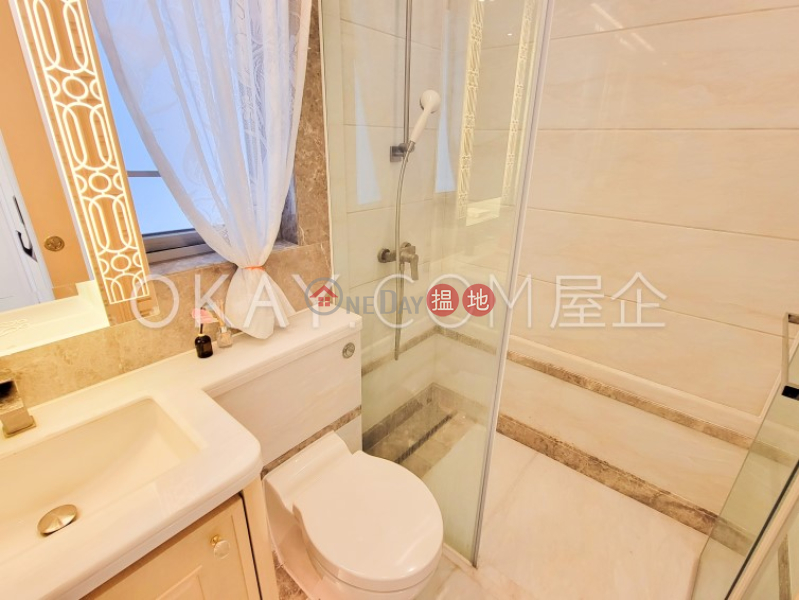 Tasteful 2 bedroom on high floor with balcony | For Sale | Amber House (Block 1) 1座 (Amber House) Sales Listings