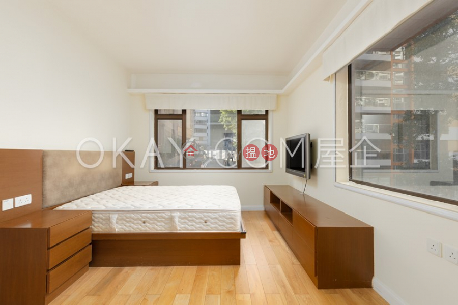 Property Search Hong Kong | OneDay | Residential | Rental Listings | Elegant 3 bedroom in Mid-levels West | Rental