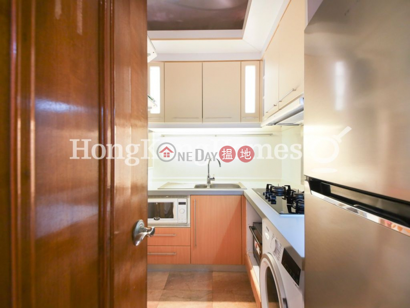 3 Bedroom Family Unit for Rent at Palatial Crest 3 Seymour Road | Western District | Hong Kong | Rental HK$ 34,000/ month