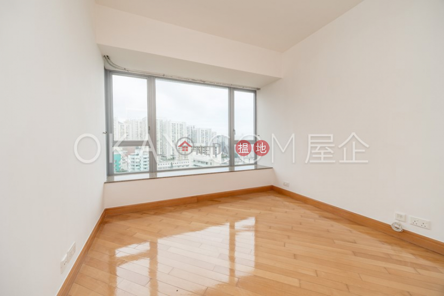 HK$ 50,000/ month | Phase 4 Bel-Air On The Peak Residence Bel-Air, Southern District | Stylish 3 bedroom with balcony | Rental