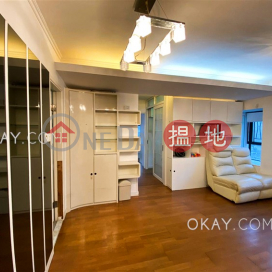 Luxurious 3 bedroom in Western District | For Sale | Tresend Garden 翠麗苑 _0