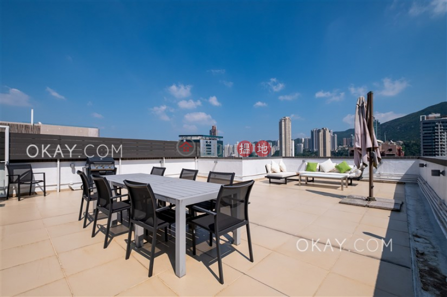 Nicely kept 3 bed on high floor with rooftop & parking | For Sale | Tung Shan Villa 東山別墅 Sales Listings