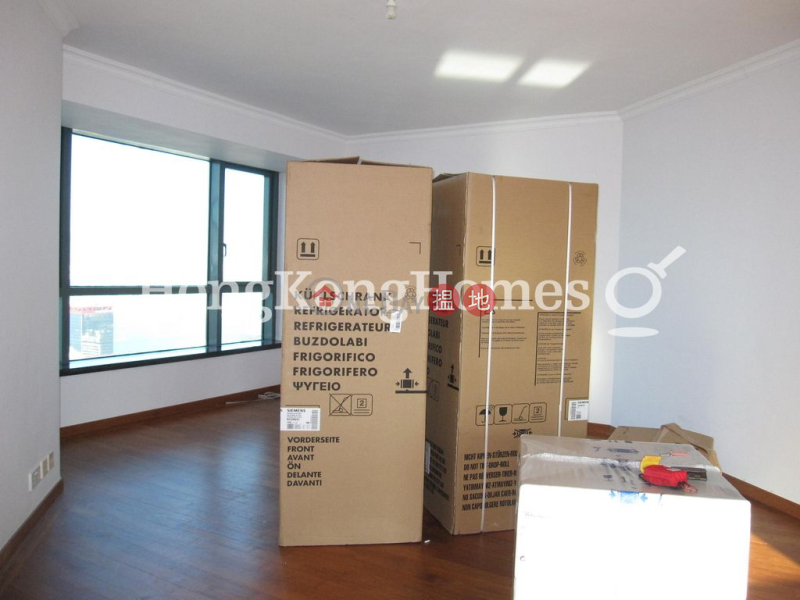 Property Search Hong Kong | OneDay | Residential | Rental Listings | 3 Bedroom Family Unit for Rent at 80 Robinson Road