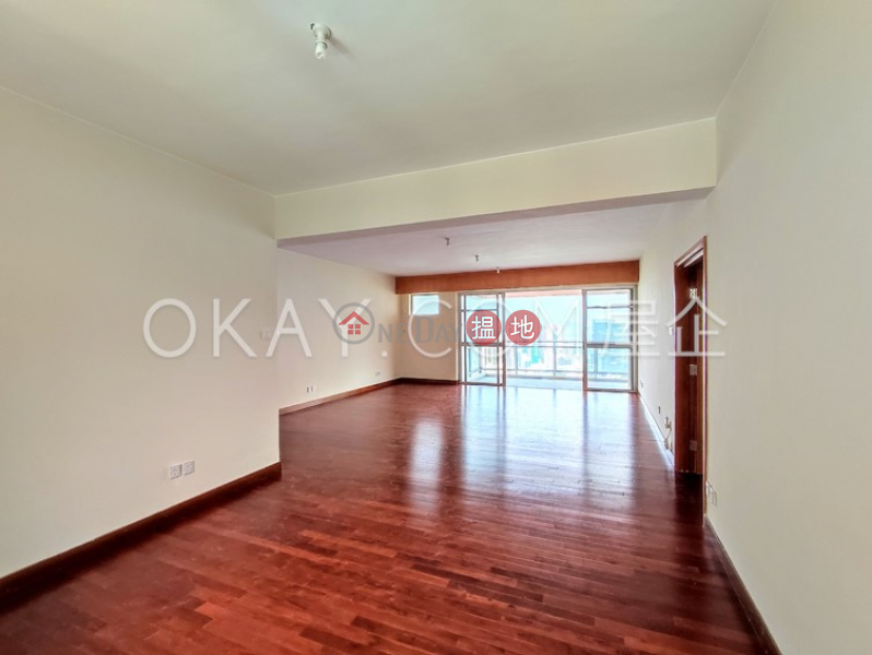 HK$ 62,100/ month, Aurora - Quarters, Wan Chai District | Rare 3 bedroom with balcony & parking | Rental
