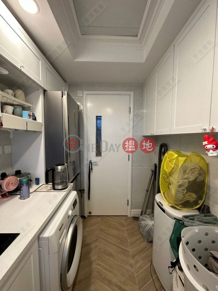HK$ 25.5M, The Harbourside Tower 3, Yau Tsim Mong, Two bedrooms, one suite, and one study in The Harbourside