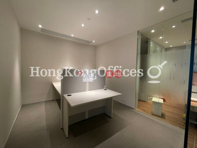 HK$ 70,650/ month Sino Plaza | Wan Chai District, Office Unit for Rent at Sino Plaza