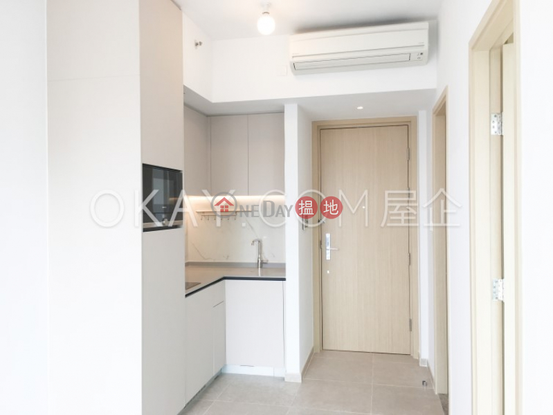 Lovely 2 bedroom on high floor with balcony | Rental 8 Hing Hon Road | Western District, Hong Kong Rental, HK$ 27,700/ month