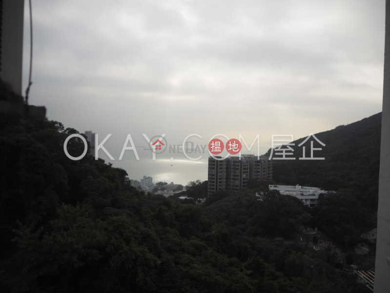 Popular 3 bedroom with parking | For Sale | Y. Y. Mansions block A-D 裕仁大廈A-D座 Sales Listings
