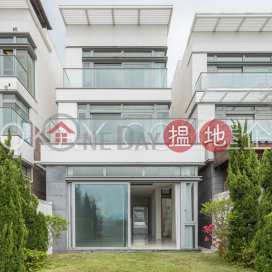 Stylish house with rooftop, terrace & balcony | Rental